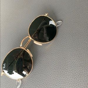 Ray-Ban Round Metal Classic